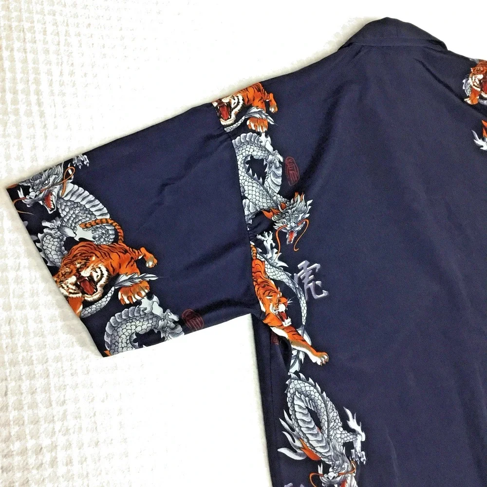 Canopy Mens XL Navy Blue Dragon Tiger Graphic Button Up Short Sleeve Camp Shirt‎